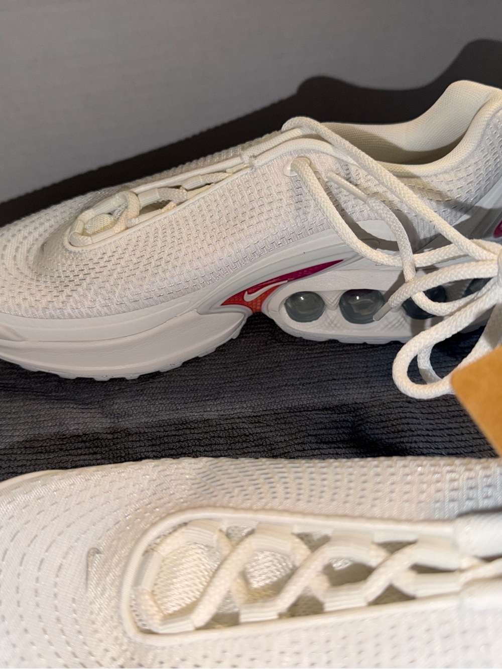 Nike Air Max Dn Triple White Women’s Running Shoes Size 8 No Box - Picture 6 of 10